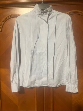 High-Neck Button-Down Shirt in Light Gray (BIN 2- 64)
